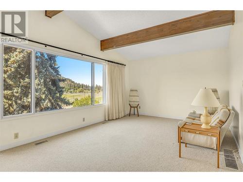 699 Curtis Road, Kelowna, BC - Indoor Photo Showing Other Room