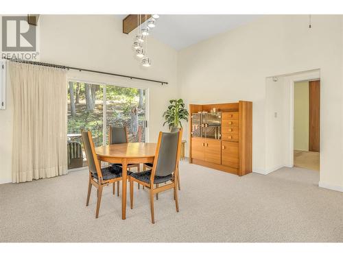 699 Curtis Road, Kelowna, BC - Indoor Photo Showing Dining Room