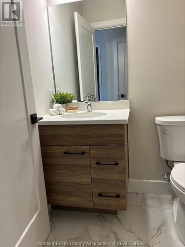 190 Main Street Unit# 301, Kingsville, ON - Indoor Photo Showing Bathroom