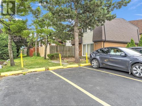 6408 Thornberry Crescent Unit# 427, Windsor, ON - Outdoor