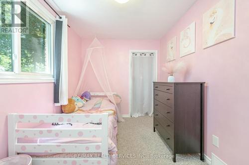 4244 York Drive, Niagara Falls, ON - Indoor Photo Showing Bedroom