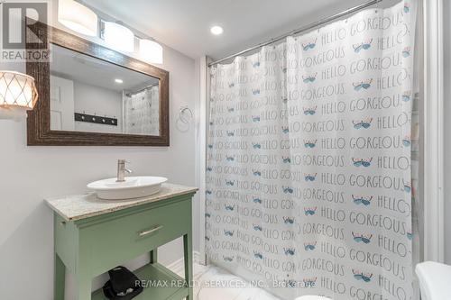 4244 York Drive, Niagara Falls, ON - Indoor Photo Showing Bathroom