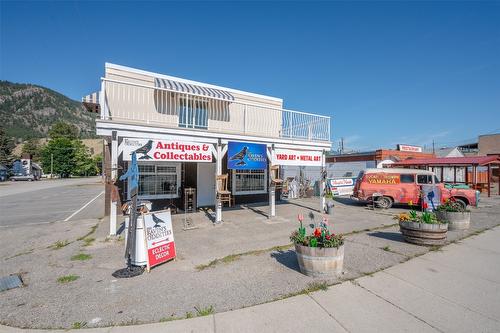 1040 Main Street, Okanagan Falls, BC - Outdoor