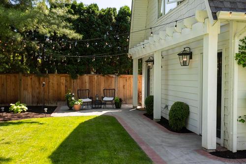 1001 Lawrence Avenue, Kelowna, BC - Outdoor