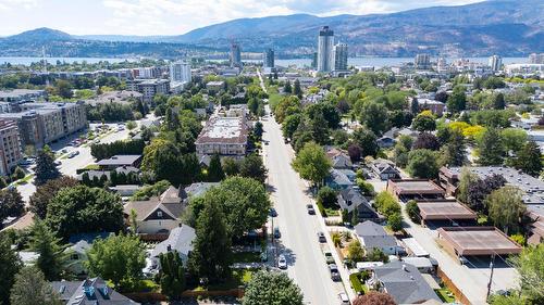 1001 Lawrence Avenue, Kelowna, BC - Outdoor With View