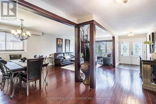 1230 Bloor Street, Mississauga, ON - Indoor Photo Showing Dining Room