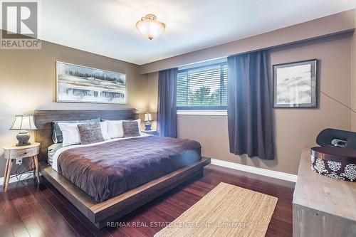 1230 Bloor Street, Mississauga, ON - Indoor Photo Showing Bedroom