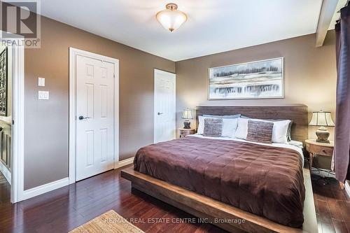 1230 Bloor Street, Mississauga, ON - Indoor Photo Showing Bedroom