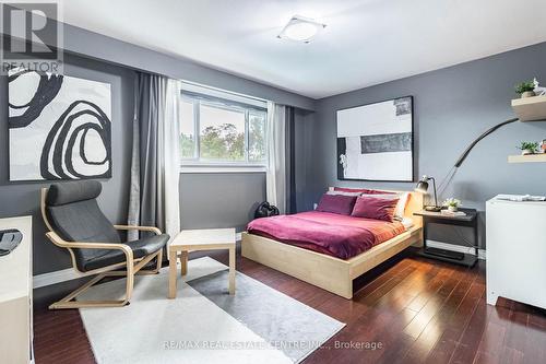 1230 Bloor Street, Mississauga, ON - Indoor Photo Showing Bedroom