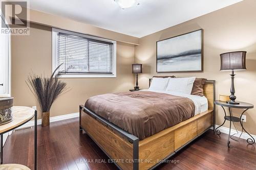 1230 Bloor Street, Mississauga, ON - Indoor Photo Showing Bedroom