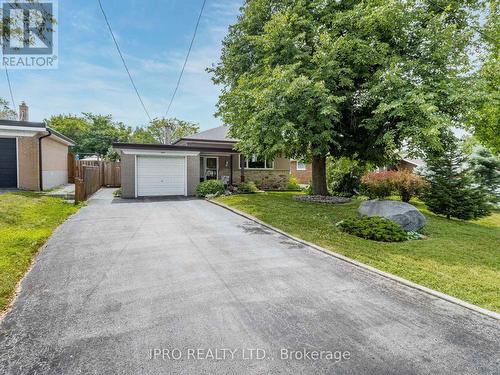 1535 Chalice Crescent E, Mississauga, ON - Outdoor