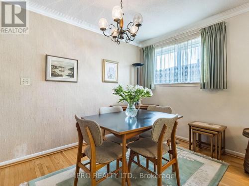 1535 Chalice Crescent E, Mississauga, ON - Indoor Photo Showing Dining Room