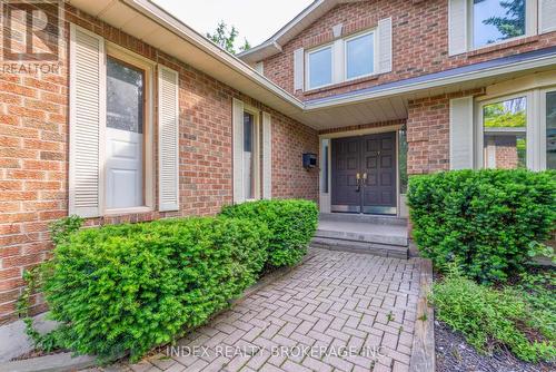 12 Dawnridge Trail, Brampton, ON - Outdoor