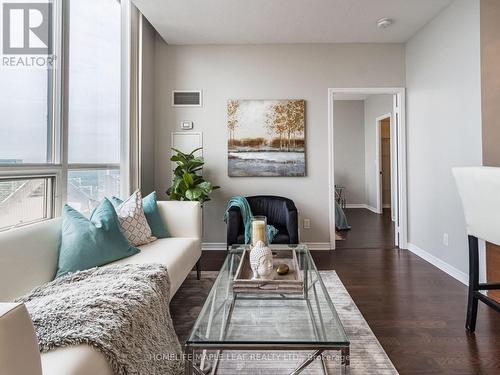 Lph02 - 2240 Lakeshore Boulevard W, Toronto, ON - Indoor Photo Showing Living Room