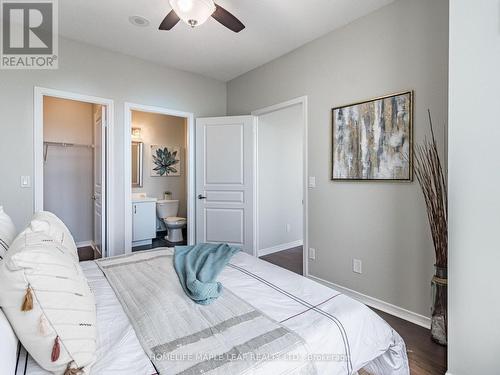 Lph02 - 2240 Lakeshore Boulevard W, Toronto, ON - Indoor Photo Showing Bedroom