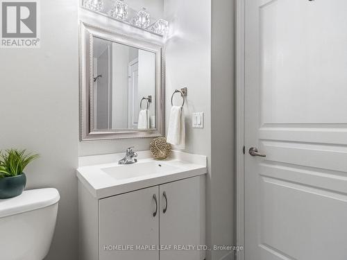 Lph02 - 2240 Lakeshore Boulevard W, Toronto, ON - Indoor Photo Showing Bathroom