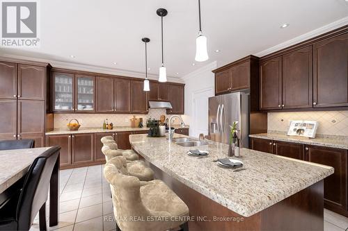 145 Losino Street, Caledon, ON - Indoor Photo Showing Kitchen With Double Sink With Upgraded Kitchen