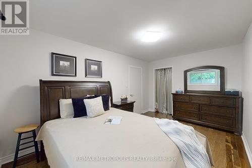 10 Gardentree Street, Toronto E10, ON - Indoor Photo Showing Bedroom