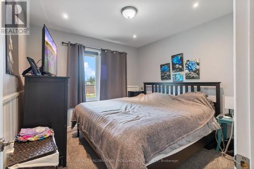 600 Ridgeway Avenue N, Oshawa (Mclaughlin), ON - Indoor Photo Showing Bedroom