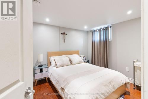 600 Ridgeway Avenue N, Oshawa (Mclaughlin), ON - Indoor Photo Showing Bedroom