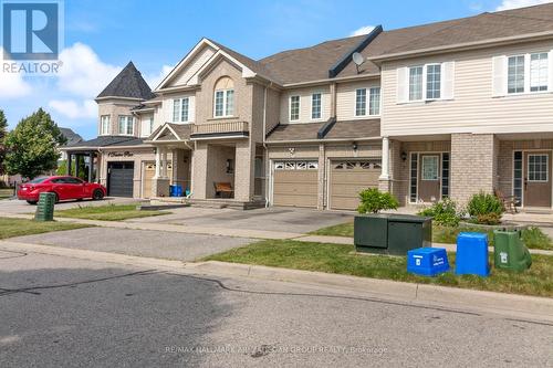 5 Decatur Place, Whitby (Pringle Creek), ON - Outdoor With Facade