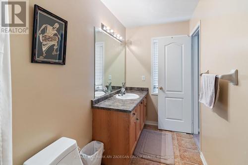 5 Decatur Place, Whitby (Pringle Creek), ON - Indoor Photo Showing Bathroom