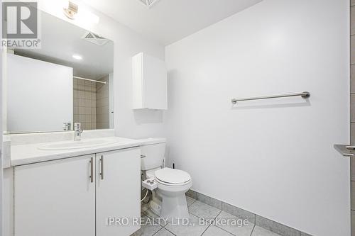 307 - 8 Trent Avenue, Toronto E02, ON - Indoor Photo Showing Bathroom