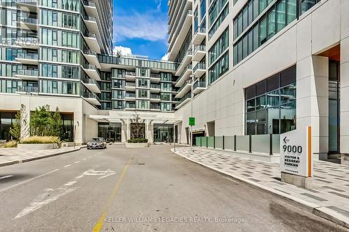 323 - 9000 Jane Street Road, Vaughan, ON - Outdoor