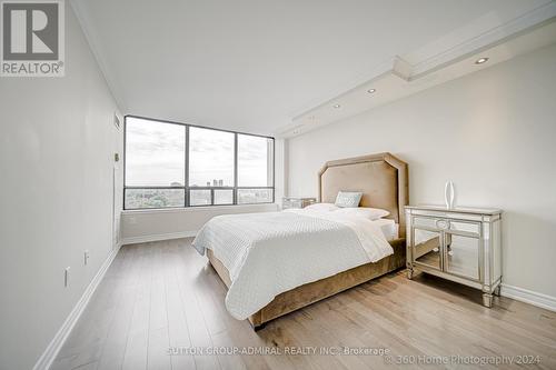 1005 - 7440 Bathurst Street, Vaughan, ON - Indoor Photo Showing Bedroom