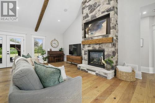 3229 Garland Road, Hamilton Township, ON - Indoor Photo Showing Living Room With Fireplace