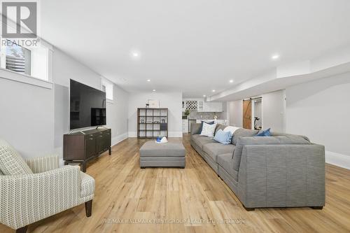 3229 Garland Road, Hamilton Township, ON - Indoor Photo Showing Living Room