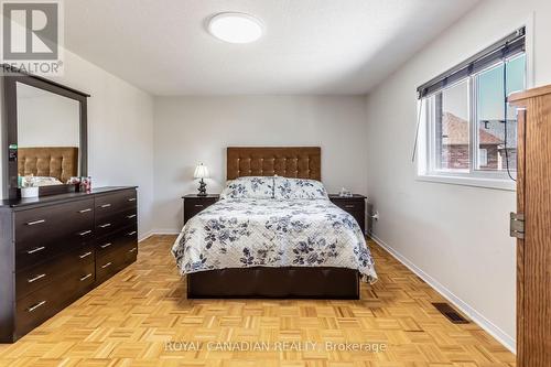 27 Whitehouse Crescent, Brampton, ON - Indoor Photo Showing Bedroom