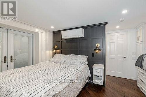 114 Lakeshore Road W, Blue Mountains (Blue Mountain Resort Area), ON - Indoor Photo Showing Bedroom