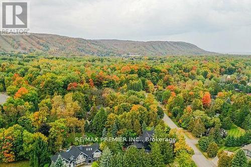 114 Lakeshore Road W, Blue Mountains (Blue Mountain Resort Area), ON - Outdoor With View