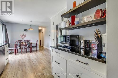 571 Geneva Street, St. Catharines, ON - Indoor Photo Showing Kitchen