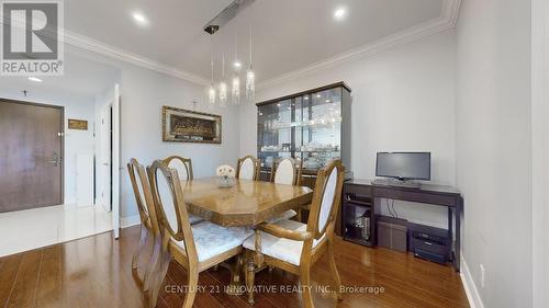 511 - 1 Clairtrell Road, Toronto, ON - Indoor Photo Showing Dining Room