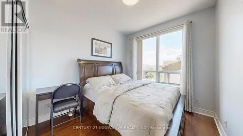 511 - 1 Clairtrell Road, Toronto, ON - Indoor Photo Showing Bedroom