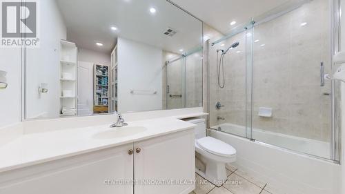 511 - 1 Clairtrell Road, Toronto, ON - Indoor Photo Showing Bathroom