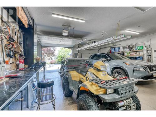 40 Kestrel Place Unit# 30, Vernon, BC - Indoor Photo Showing Garage