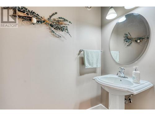 40 Kestrel Place Unit# 30, Vernon, BC - Indoor Photo Showing Bathroom