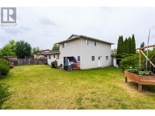 1203 Sanborn Court, Kelowna, BC - Outdoor