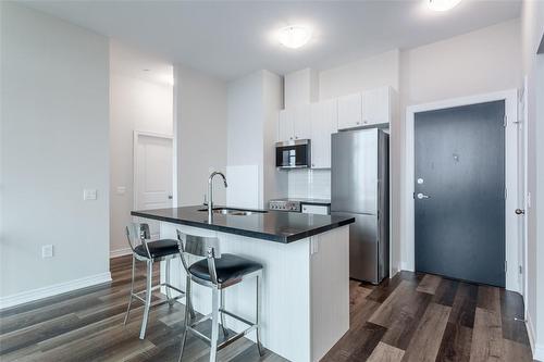 2750 King Street E|Unit #802, Hamilton, ON - Indoor Photo Showing Kitchen