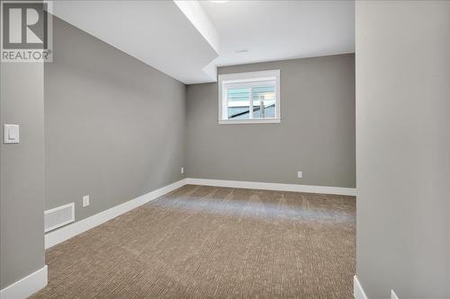 2565 Crown Crest Drive, West Kelowna, BC - Indoor Photo Showing Other Room