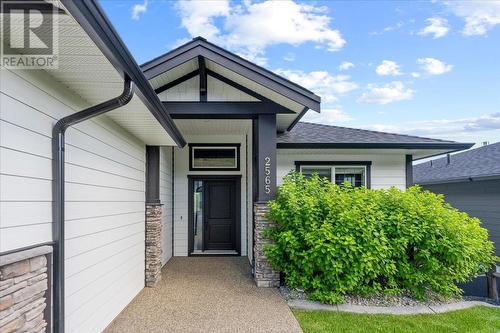 2565 Crown Crest Drive, West Kelowna, BC - Outdoor