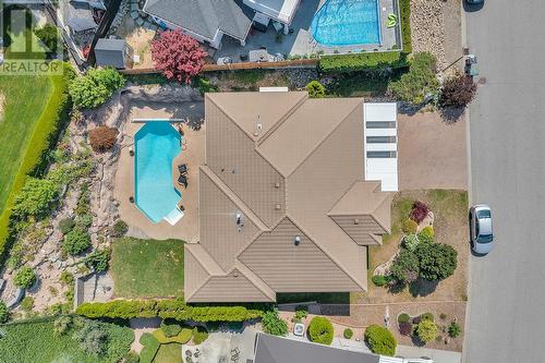 1003 Skeena Drive, Kelowna, BC - Outdoor With In Ground Pool