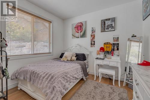 1003 Skeena Drive, Kelowna, BC - Indoor Photo Showing Bedroom