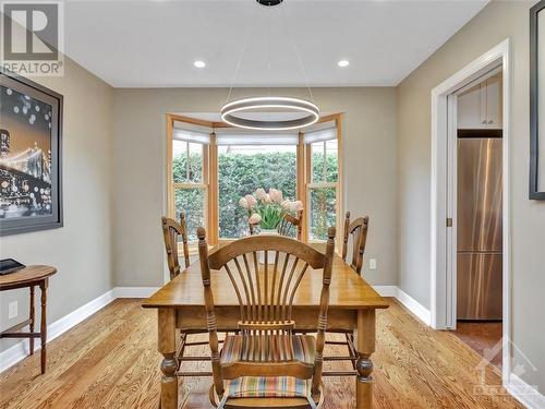 222 Walden Drive, Ottawa, ON - Indoor Photo Showing Dining Room