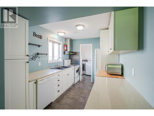 127 Stocks Crescent, Penticton, BC - Indoor Photo Showing Kitchen With Double Sink