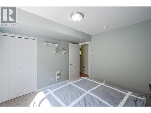 127 Stocks Crescent, Penticton, BC - Indoor Photo Showing Bedroom