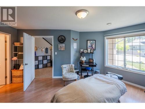 127 Stocks Crescent, Penticton, BC - Indoor Photo Showing Bedroom